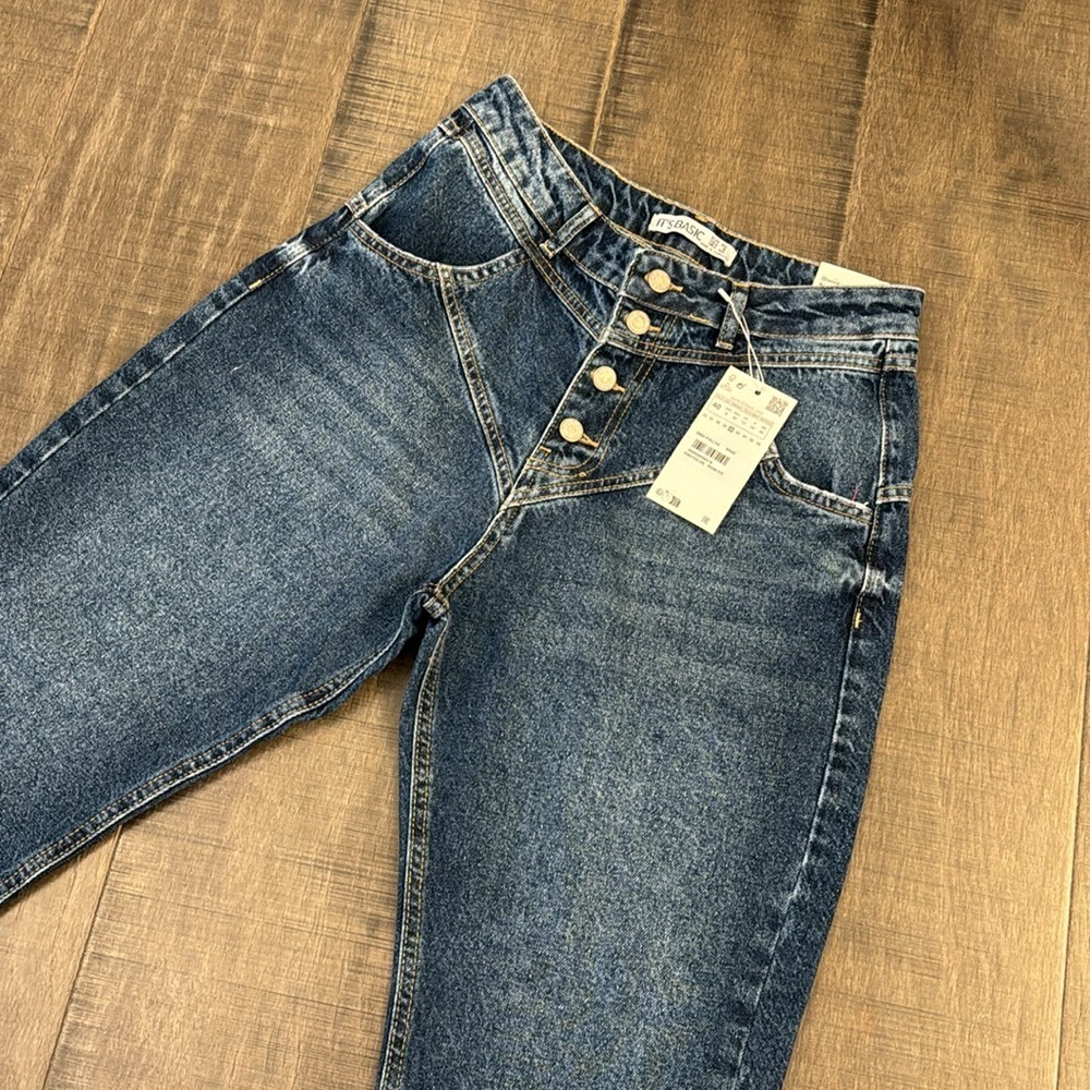 NWT HIGH RISE JEANS SIZE 8 - Picture 4 of 17